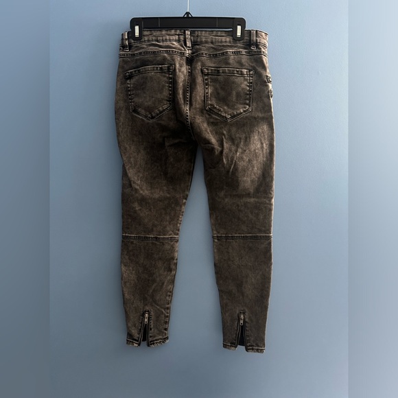 Zara - Slim Fit Skinny Mid Rise The Rider Jeans - Picture 6 of 6